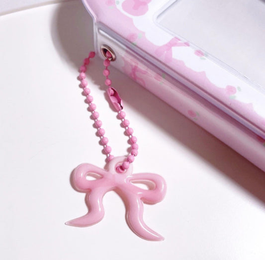 Pink bow keychain